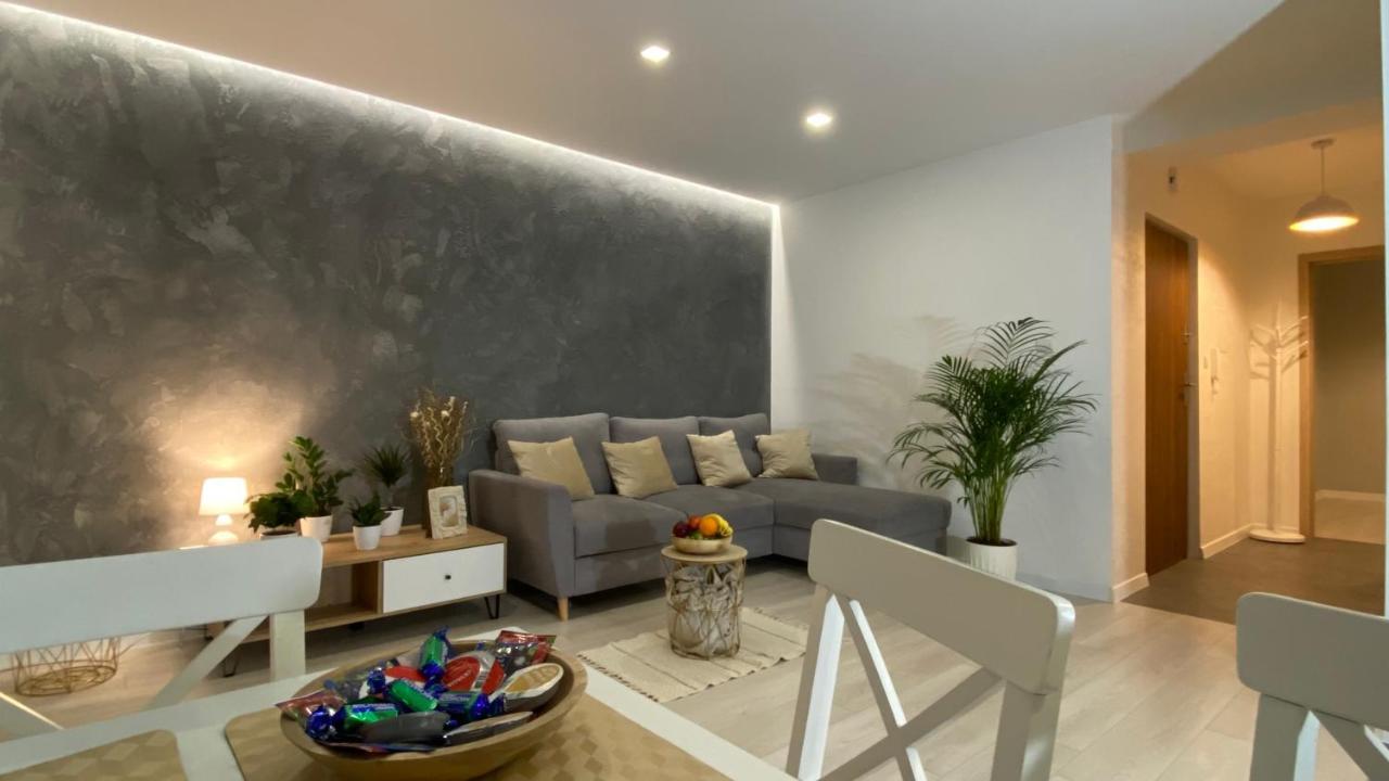 Apartament Plaza Park Przemyśl Buitenkant foto