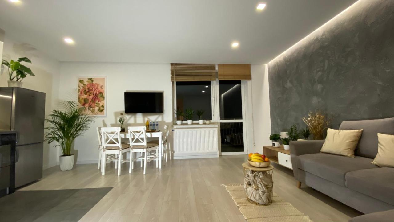 Apartament Plaza Park Przemyśl Buitenkant foto